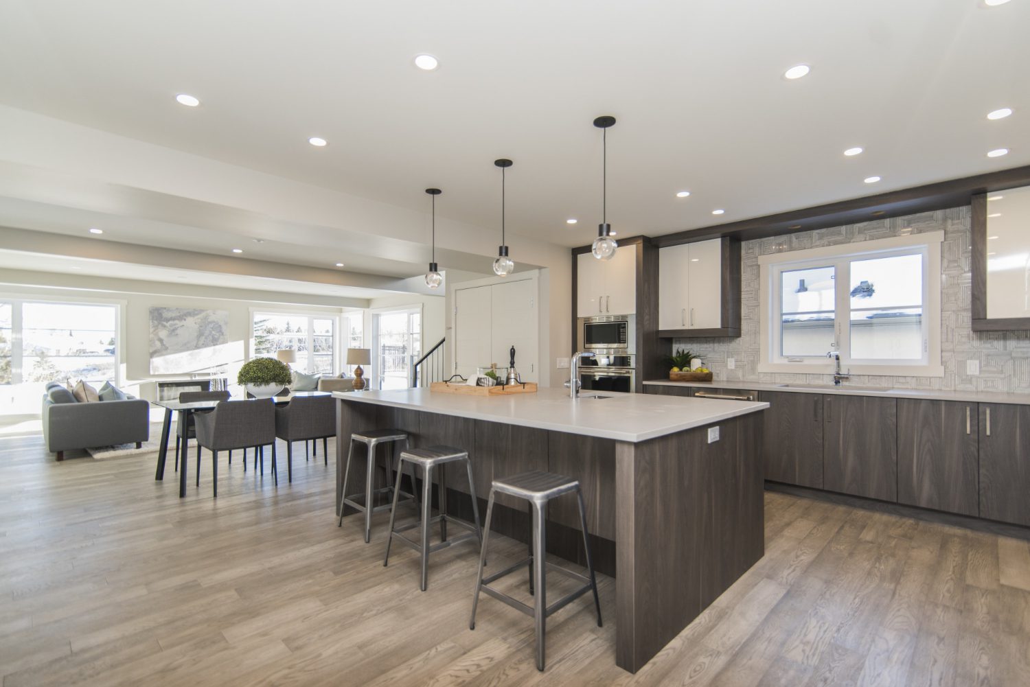 beautiful-shot-modern-house-kitchen-dining-room (1)