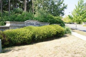 For Sale in Arbor Glen Georgetown, ON